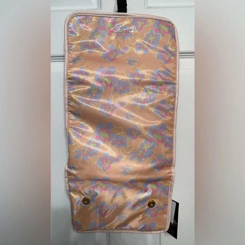 NWT Nine West Hanging Cosmetic Bag for Travel